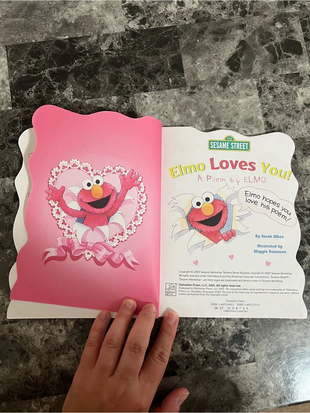 Sesame Street Elmo Loves You! Board Book 2005 Sarah Albee Dalmatian Press Kids